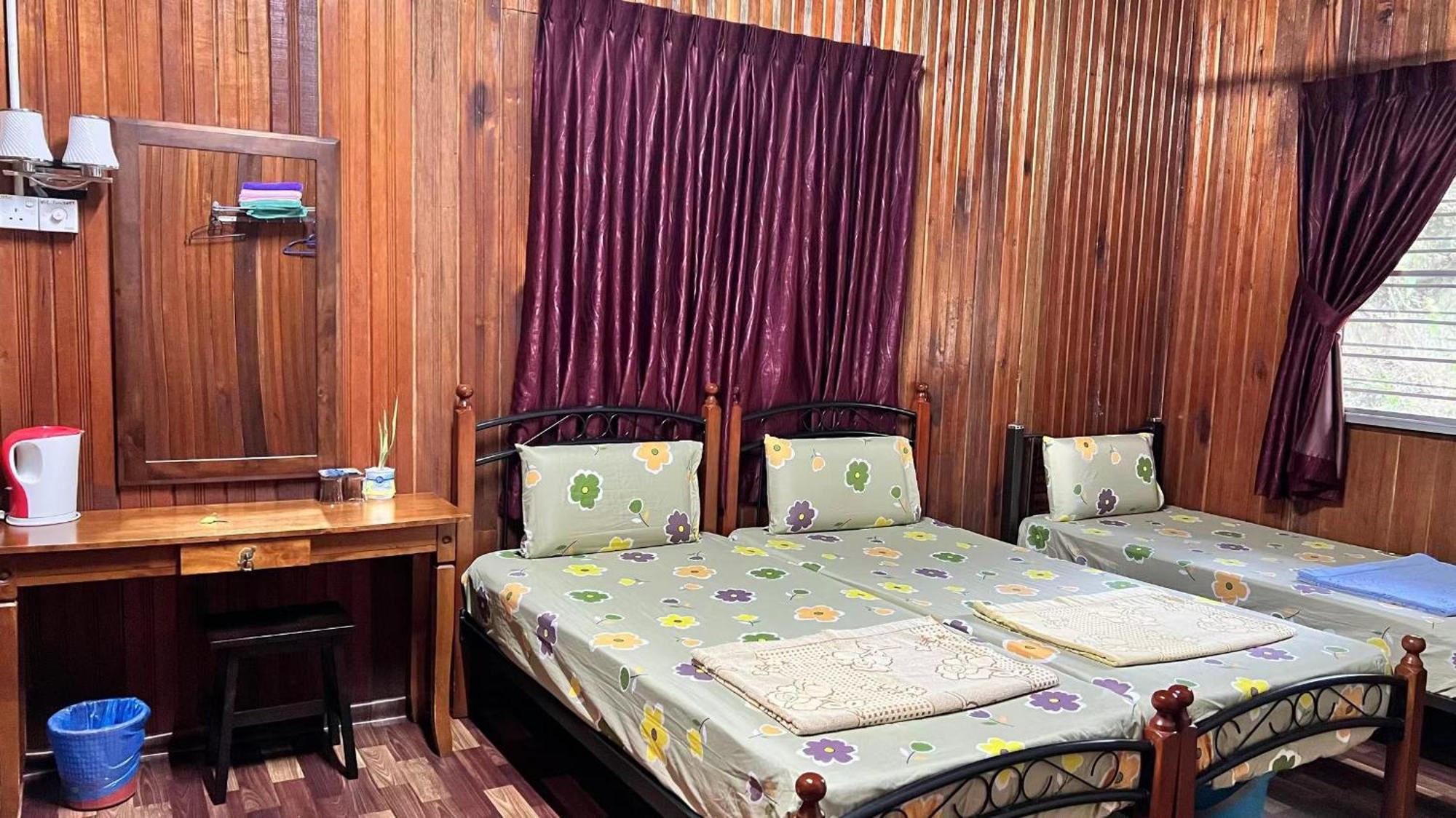 Country House Pulai Holiday Village Gua Musang Extérieur photo